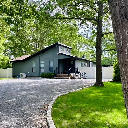 Nature'S Haven In The Hamptons With Pool East Hampton Exterior photo