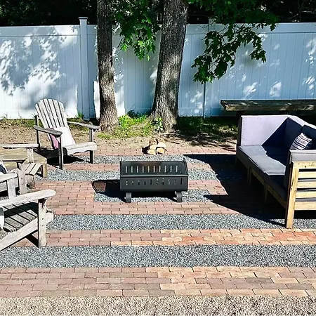 Nature'S Haven In The Hamptons With Pool East Hampton Exterior photo